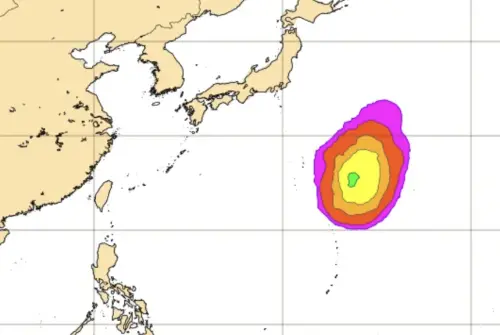 山陀兒剛走！新颱風「百里嘉」醞釀中　吳德榮曝路徑、對台灣影響
