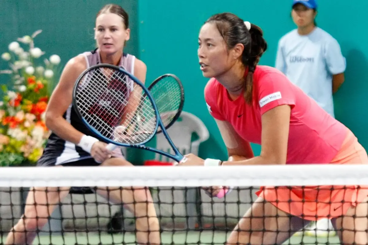 ▲WTA1000等級中國網球公開賽女雙決賽，詹皓晴攜手俄羅斯女將Eduardovna Kudermetova對決義大利組合Jasmine Paolini／Sara Errani。（圖／取自詹皓晴臉書）