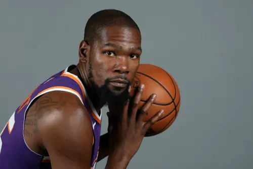 NBA/明星賽改制!多名球星實名反對 詹皇拒談:這題目太大了