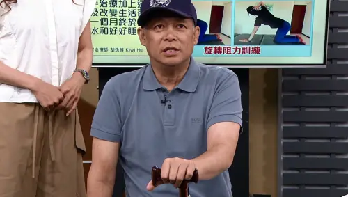 ▲汪建民昨（7）不敵肺腺癌離世，享年56歲，而他神祕女友Joan自始至終都對他不離不棄，日前更曝光緊牽汪建民的照片讓粉絲鼻酸。（圖／年代提供）