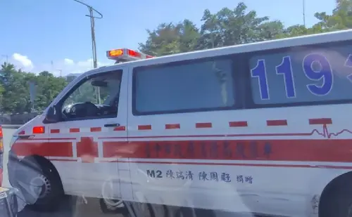 台中東勢大橋死亡車禍!砂石車碰撞機車 女騎士頭部重創當場身亡