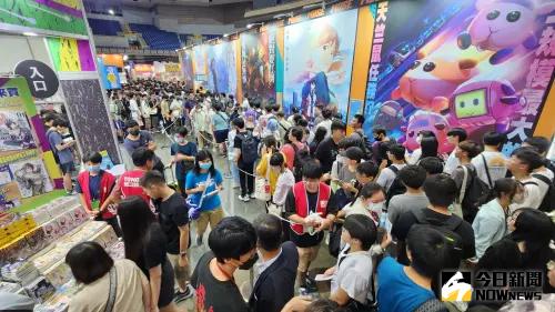 雙十連假「高雄國際動漫節」登場！票價、舞台活動、300攤位一覽
