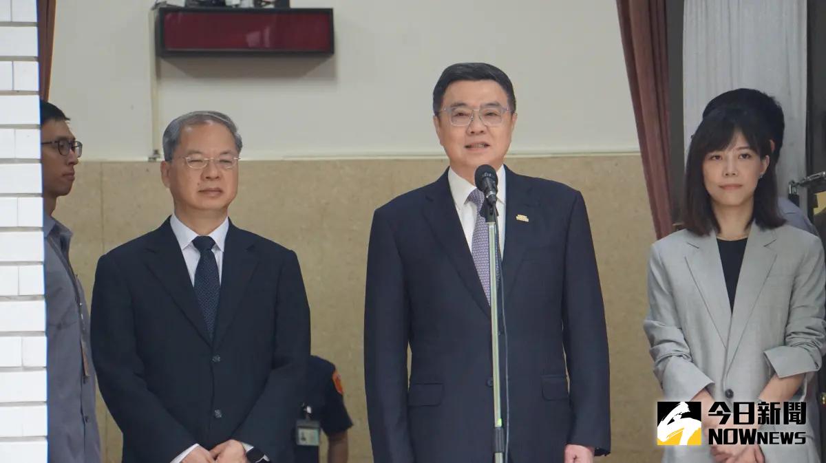 ▲針對馬英九未出席國慶一事，卓榮泰上午受訪時回應。（圖／記者呂炯昌攝，2024.10.11）