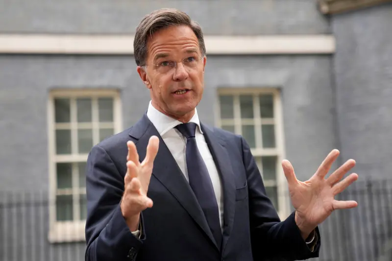 ▲北大西洋公約組織（NATO）新任秘書長呂特（Mark Rutte）在訪問英國期間表示，就法律層面而言，烏克蘭可打擊俄羅斯境內目標。（圖／美聯社／達志影像）