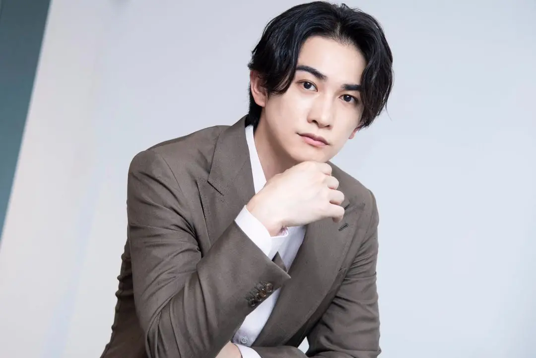 ▲日劇《如果30歲還是處男，似乎就能成為魔法師》男主角町田啓太接受台灣媒體訪問，宣傳11月的台北見面會。（圖／LDH 愛夢悅）