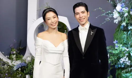 ▲金曲歌王蕭敬騰(右)和經紀人老婆Summer(左)在台北萬豪酒店補辦婚禮,婚禮上的深情誓詞掀熱議。(圖/喜鵲娛樂提供) ▲金曲歌王蕭敬騰(右)和經紀人老婆Summer(左)在台北萬豪酒店補辦婚禮,婚禮上的深情誓詞掀熱議。(圖/喜鵲娛樂提供)