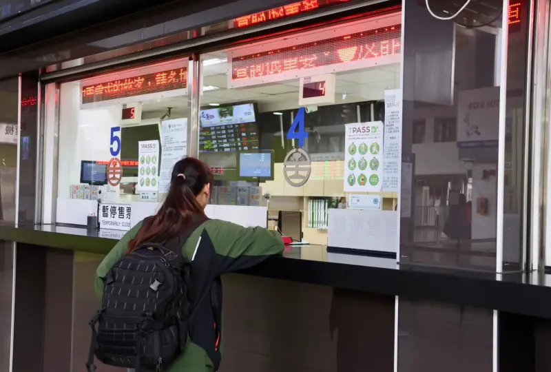 ▲台鐵將在6月26日起調整386列次。改點後列次自5月23日起開放團體訂票，自5月29日起開放一般旅客訂票。（圖／記者朱永強攝）