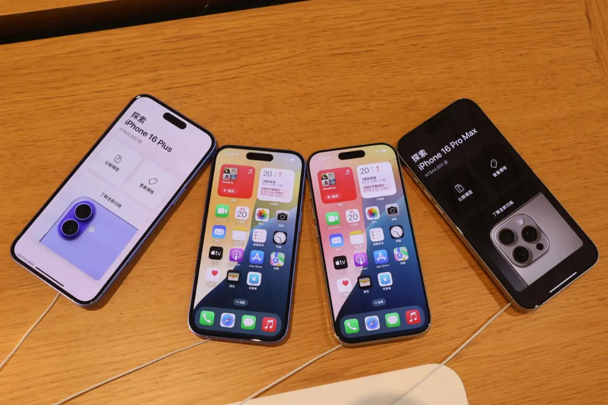 ▲iPhone系列手機在台灣市佔率非常高，但你知道哪支手機是目前台灣人最愛購入的嗎？（圖／NOWnews攝影中心）