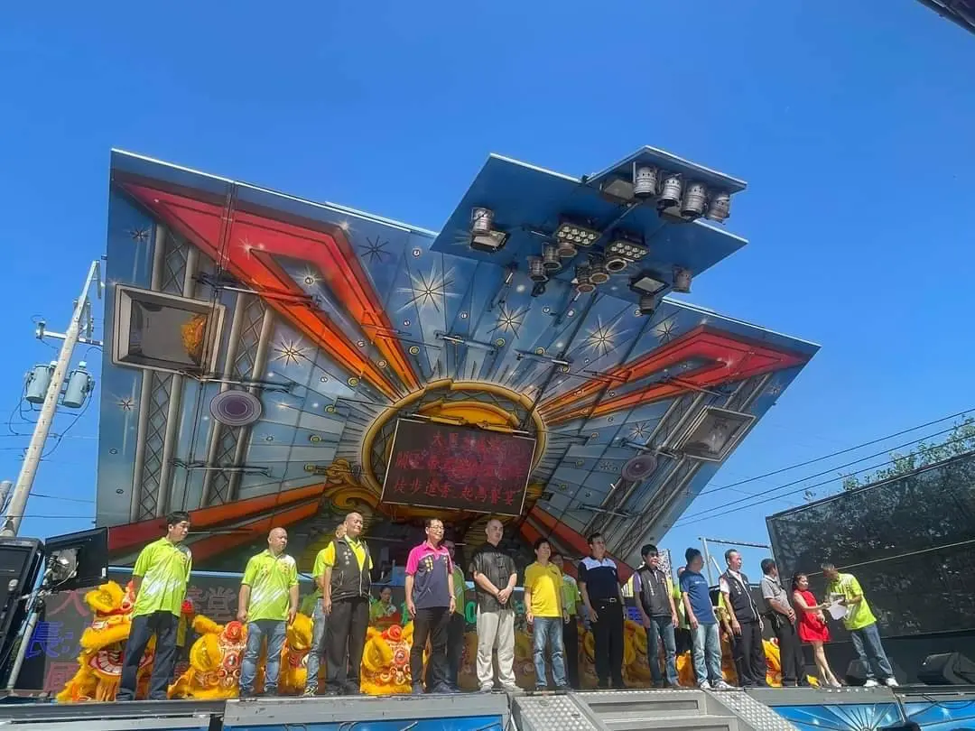 ▲台中市大甲忠義堂，慶祝成立30週年慶於10月12日吉時，假大甲忠義堂現址，舉辦主祀神尊關聖帝君安座儀式。(圖／大甲忠義堂提供)