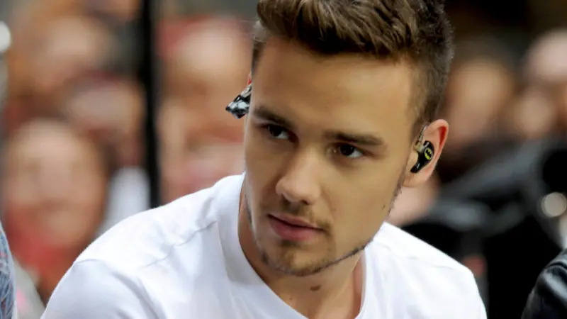 ▲一世代（One Direction）連恩（Liam Payne）最後一篇IG貼文為追悼文，超過200萬名粉絲湧入悼念偶像。（圖／美聯社）