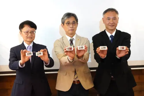 元太、雲創通訊與三商家購攜手 全台美廉社門市導入ESL