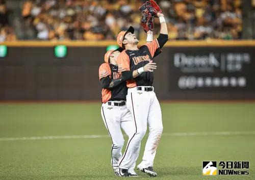 ▲統一獅潘傑楷本季失誤10次失誤、守備率9成51。（圖／記者葉政勳攝）