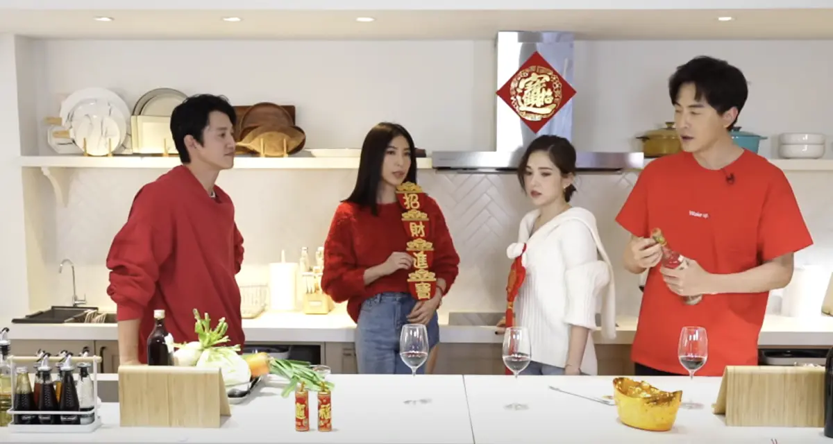 ▲金鐘獎頒獎典禮結束，由鄭元暢（右起）、許瑋甯、楊謹華、吳慷仁分別拿下4大獎，沒想到鄭元暢過往的影片也遭到起底，4人早在3年前就同框，被封為是「神預言」。（鄭元暢官方專屬頻道Joseph Chengs Official Channel YouTube）