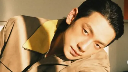 長相帥氣的Rain曾風靡亞洲,是韓國的國民藝人,不過幽默的他一開口就藏不住「搞笑男」的真面目。(圖/rain_oppa IG) ▲長相帥氣的Rain曾風靡亞洲,是韓國的國民藝人,不過幽默的他一開口就藏不住「搞笑男」的真面目。(圖/rain_oppa IG)