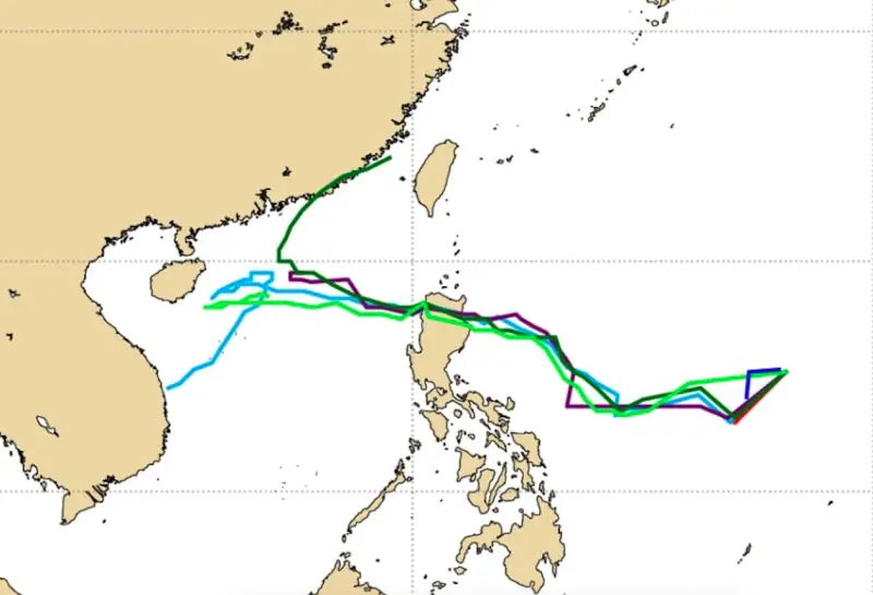 ▲第20號輕度颱風「潭美」最快於今日就會生成，路徑預計以穿越菲律賓，到達南海機率為最高。（圖／取自臉書粉專「觀氣象看天氣」）