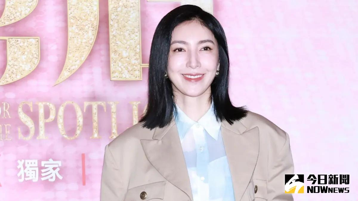 ▲楊謹華金鐘得獎後跟鄭元暢許瑋甯玩到凌晨5點，早上又立刻起床上工，新劇《影后》中和劉冠廷第一場就拍情慾戲，讓她都在裝鎮定。（圖／記者吳翊緁攝）