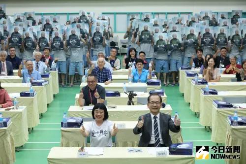 《愛子歸來》北監首映！近百位受刑人看哭　陳凱倫曝入監見兒心聲
