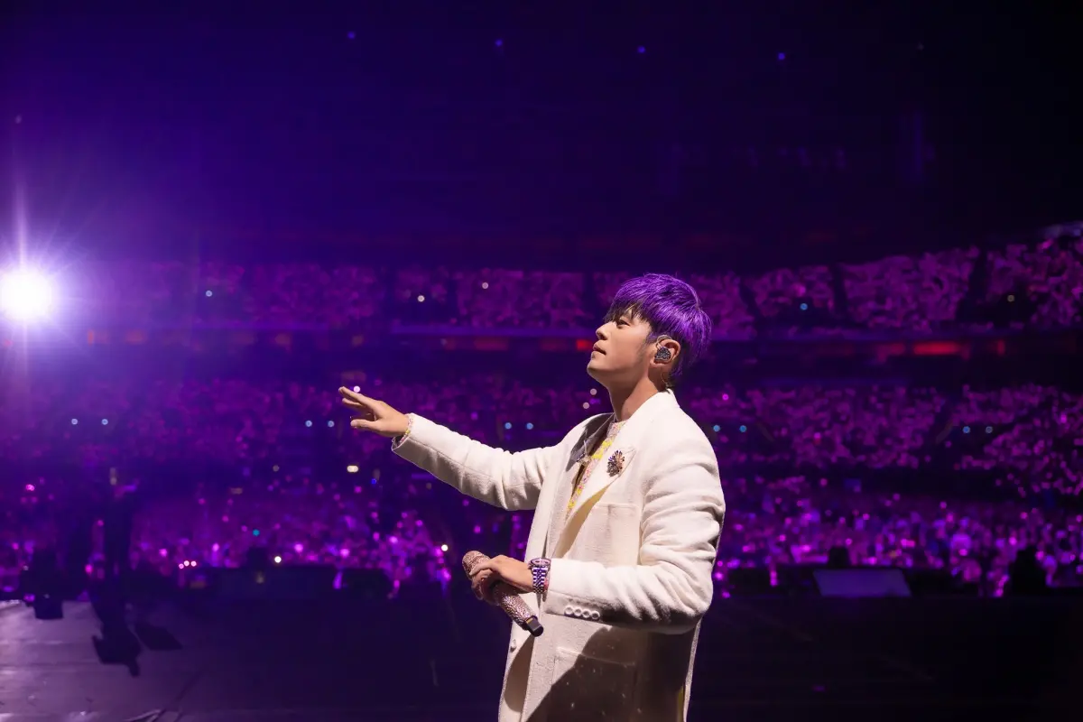 ▲周杰倫台北大巨蛋演唱會一票難求，現竟出現徵求「演唱會工作人員」的假徵才真詐騙。（圖／摘自杰威爾臉書）