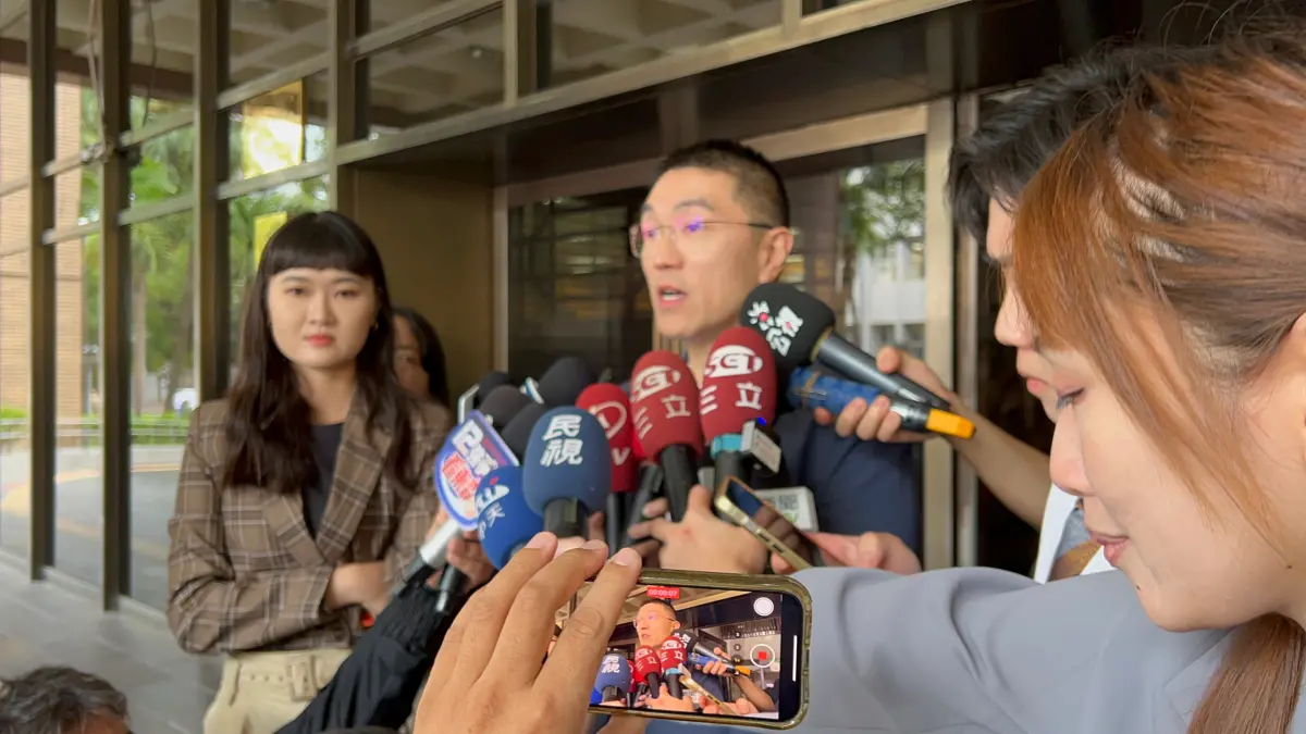 ▲檢廉今傳喚基隆市長謝國樑作證，訊問共3小時後請回。（圖／記者徐敏娟攝）