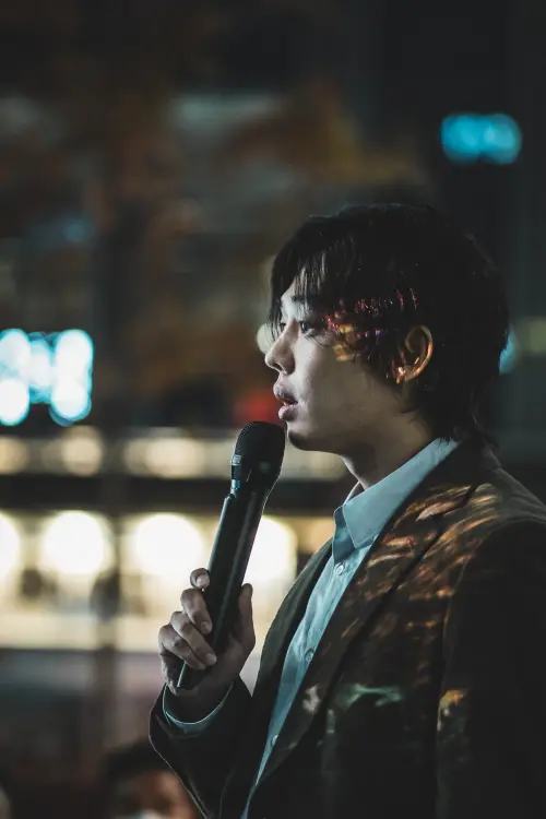 ▲《地獄公使》第一季男主角「鄭晉守」是由劉亞仁演出。(圖/Netflix) ▲《地獄公使》第一季男主角「鄭晉守」是由劉亞仁演出。(圖/Netflix)