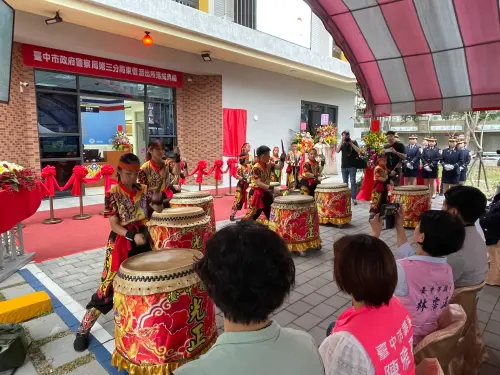 ▲台中市新建東信派出所今落成啟用 市長盧秀燕親臨主持（圖/記者鄧力軍翻攝）