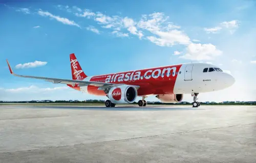 ▲AirAsia首次參加今年「ITF台北國際旅展」，現場「全航線冬季航班8折」，線上旅展開搶「2025夏季早鳥價」單程票價最低0元起。（圖／AirAsia提供）