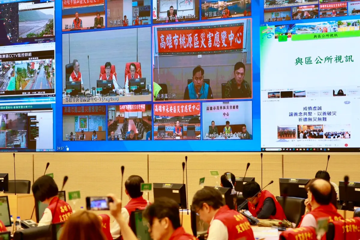 ▲丹娜絲颱風直逼台灣，高市擴大三級開設整備消防器材救災。（圖／高市府提供）