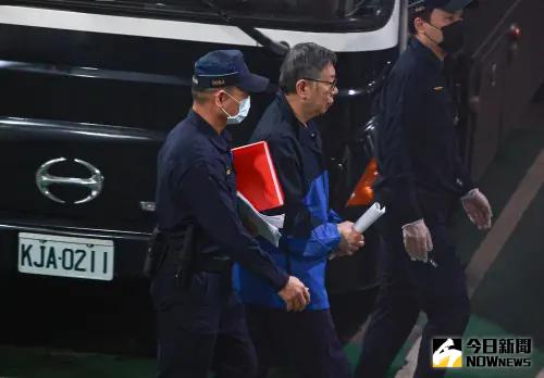 ▲民眾黨主席柯文哲涉入京華城容積弊案,法官裁定柯文哲自113年11月5日起延長羈押被告2月。(圖/記者葉政勳攝 , 2024.11.01) ▲民眾黨主席柯文哲涉入京華城容積弊案,法官裁定柯文哲自113年11月5日起延長羈押被告2月。(圖/記者葉政勳攝 , 2024.11.01)