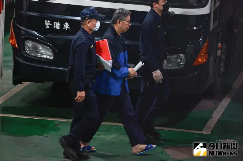 ▲民眾黨主席柯文哲涉入京華城容積弊案,法官裁定柯文哲自113年11月5日起延長羈押被告2月。(圖/記者葉政勳攝 , 2024.11.01)