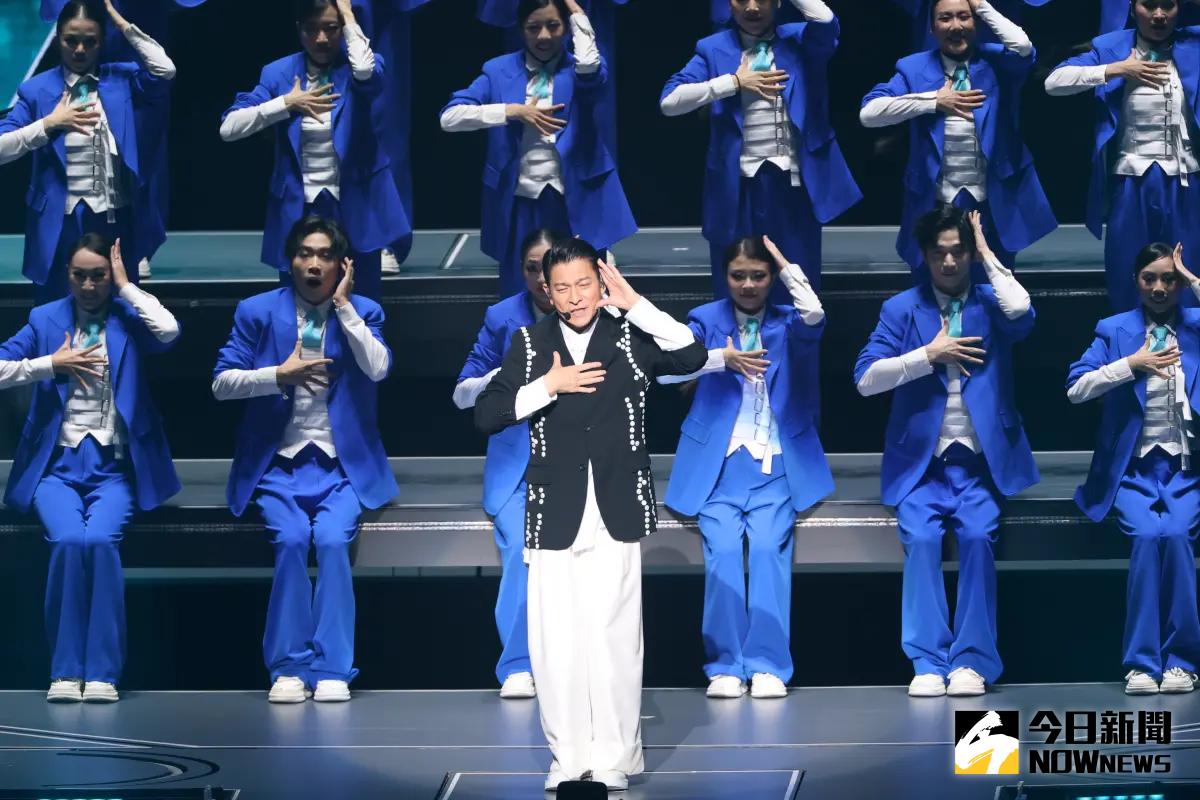 ▲香港天王劉德華昨在台北小巨蛋開唱，現場嗨翻。（圖／記者李政龍攝）