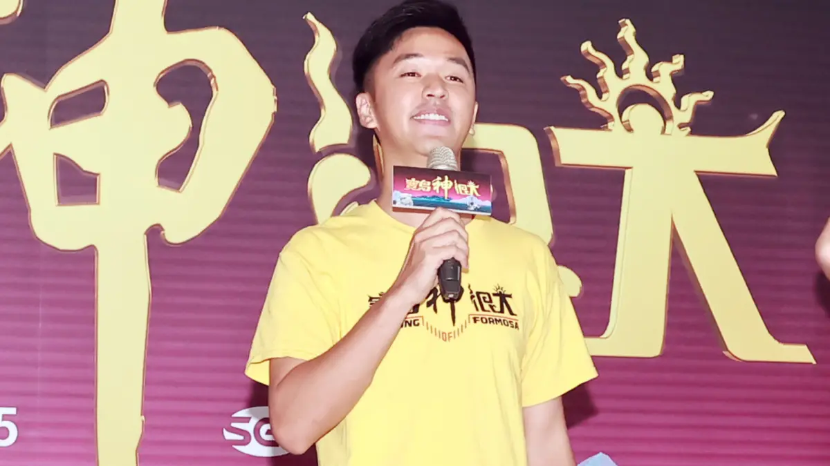 ▲香蕉透露自己剛開始主持節目《寶島神很大》時遭酸是「噗攏共」，但一路上他也不斷學習，「我去學給你看。」如今台語變得更好，也對台灣神明文化更加了解。（圖／記者吳翊緁拍攝）