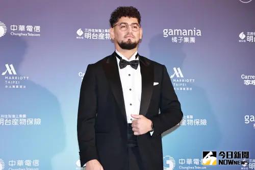 ▲統一獅投手勝騎士奪下勝投王和三振王，他表示能拿下這兩個獎都是所有選手一起在場上互相競爭的結果，他感謝他們激勵他，讓他可以把自己最好的表現拿出來。（圖／記者葉政勳攝 , 2024.11.04）