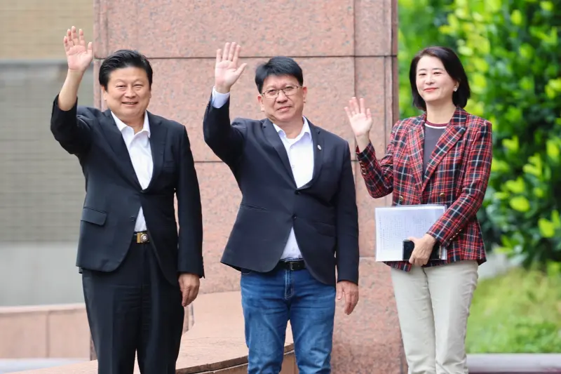 ▲國民黨立院黨團幹部受邀前來政院討論中央政府總預算案。(圖/記者李政龍攝,2024.11.07)