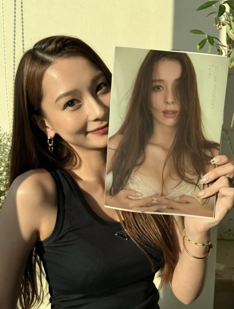 ▲丹羽仁希上個月才發行第3本寫真集。（圖／丹羽仁希IG）