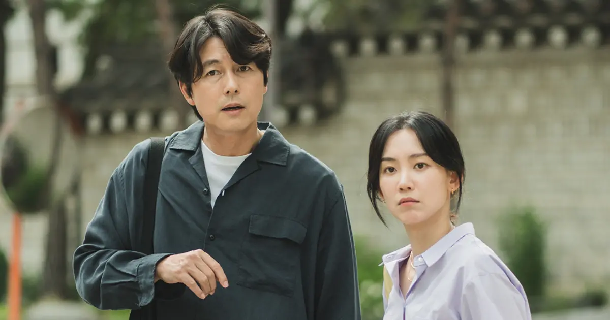 ▲影帝鄭雨盛爆出和小13歲、《機智醫生生活》女演員申鉉彬擦出愛火，兩人「戀愛證據」被抓包，但雙方經紀公司都出面否認。（圖／申鉉彬IG）