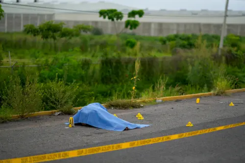 無法無天?墨西哥海軍少將當街遭槍殺 疑是毒梟集團下手