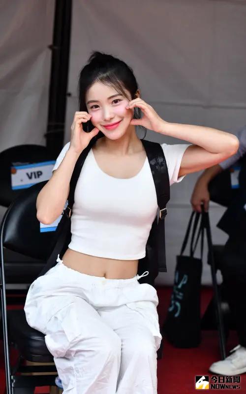 ▲李多慧分享環島成功的過程。（圖/記者林柏年攝）