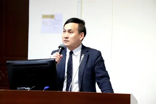 葉元之審機密預算全球直播!柯建銘喊:犯罪事實明確「關定了」
