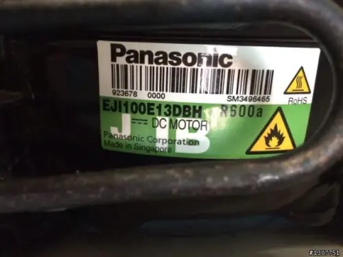 ▲網友上傳照片,指日立冰箱用的竟然是Panasonic新加坡製造的壓縮機。(圖/翻攝爆料公社臉書) ▲網友上傳照片,指日立冰箱用的竟然是Panasonic新加坡製造的壓縮機。(圖/翻攝爆料公社臉書)