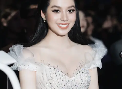 改寫歷史！越南奪2024年國際小姐后冠　22歲長腿美女在日本加冕
