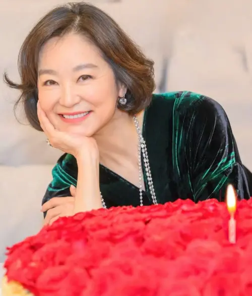 林青霞過70歲生日。(圖/林青霞IG) ▲林青霞過70歲生日。(圖/林青霞IG)