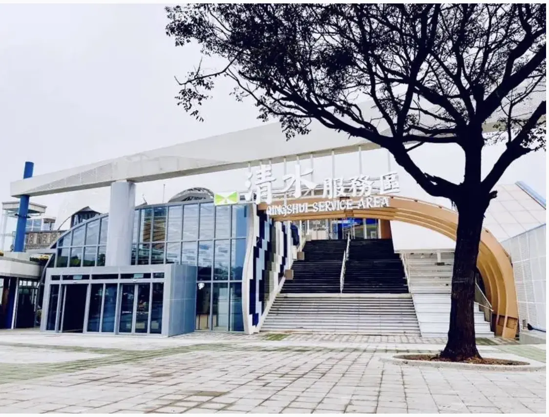 ▲清水服務區從2024年3月起進行改裝。（圖／高公局提供）