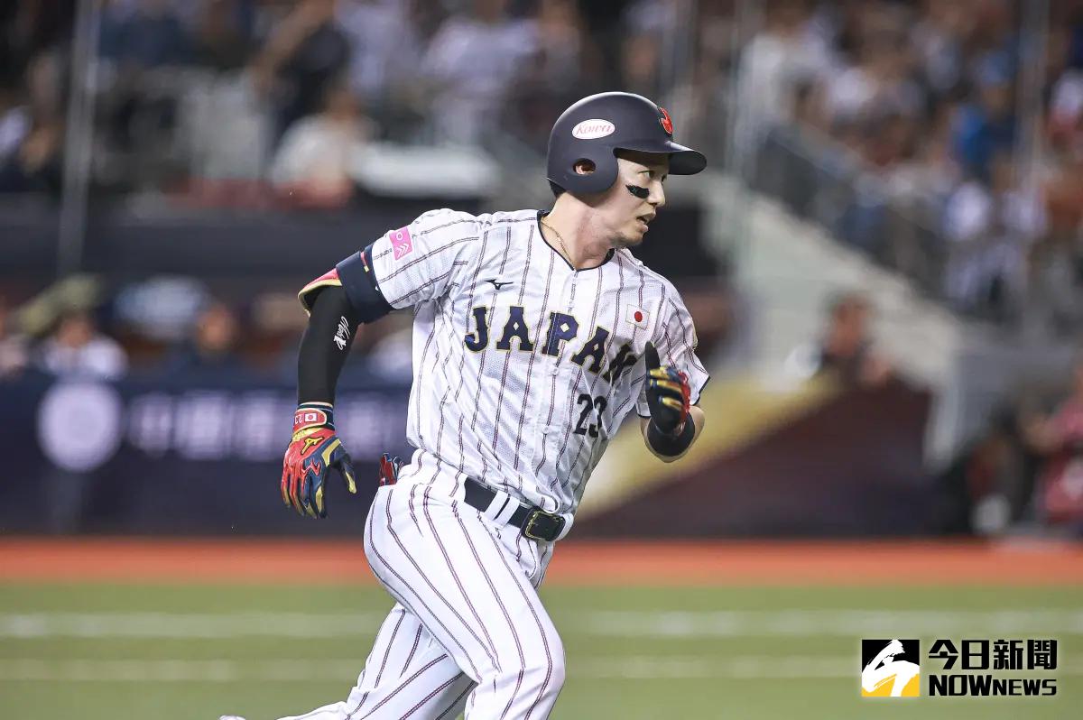 ▲栗原陵矢是古林睿煬今日得高度戒備的軟銀頭號打者，他去年12強賽也與中華隊有交手紀錄，冠軍賽上擊出再見雙殺，讓中華隊高捧世界冠軍。（圖／記者葉政勳攝 , 2024.11.15）