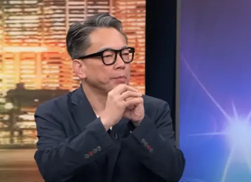 長榮商務艙驚見發霉草莓!詹惟中曝相同經驗:看見蒼蠅、電視壞掉