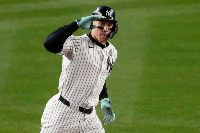 ▲洋基當家球星「法官」Aaron Judge，今（22）以全票當選美聯MVP，成為繼1956年的Mickey Mantle後，洋基隊史第二位以全票當選的MVP。（圖／美聯社／達志影像）