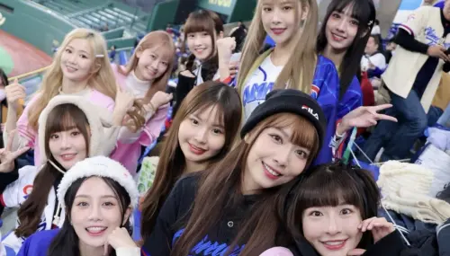 ▲世界棒球12強賽，複賽在東京巨蛋開打，其中台灣啦啦隊們也自掏腰包現身觀眾席，還在現場展現「台式應援」，導播也懂拍，狂cue「超香畫面」。（圖／IG passion_sisters_official）