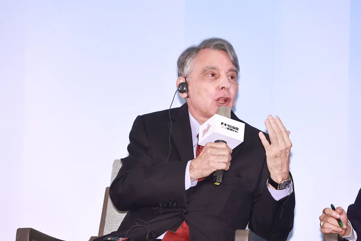 ▲前AIT處長司徒文參加由《NOWnews今日新聞》於今（26）日舉行的NOWnews跨世代論壇-《2024國際青浪潮》，在會中與各個青年代表針對美台關係、川普新政府等議題進行對談。（圖／NOWnews攝影中心）