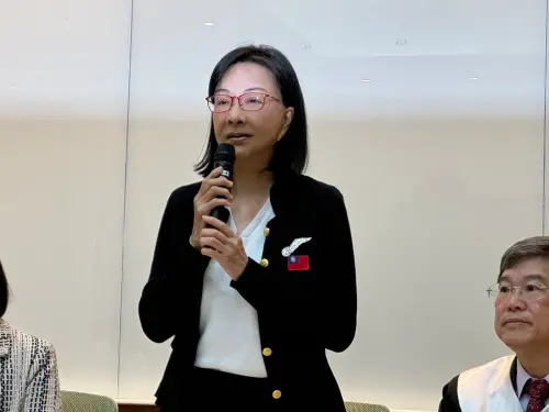 ▲張淑娟2024年曾開記者會控訴周玉蔻。（圖／讀者提供）