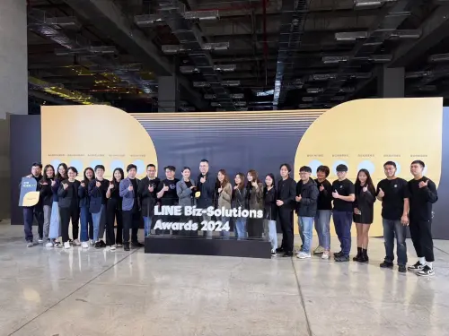 PARKING ONLINE 於 2023 年推出,以 LINE 官方帳號、LINE Mini App 與 LINE PAY 為核心,讓車主無需額外下載 App,即可完成停車管理全流程。(圖/12CM提供) ▲PARKING ONLINE 於 2023 年推出,以 LINE 官方帳號、LINE Mini App 與 LINE PAY 為核心,讓車主無需額外下載 App,即可完成停車管理全流程。(圖/12CM提供)