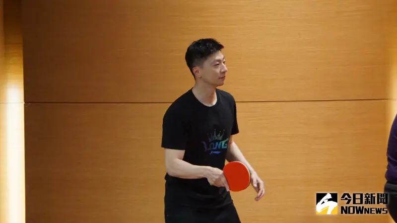 ▲中國奧運桌金牌選手馬龍參訪文化大學，進行交流友誼賽，秀奧運金牌球技。（圖／記者呂炯昌攝，2024.11.29）